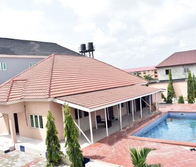 Citymax Pool View